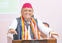 उप्र में भाजपा राज में स्वास्थ्य सेवाएं बुरी तरह बदहाल: अखिलेश