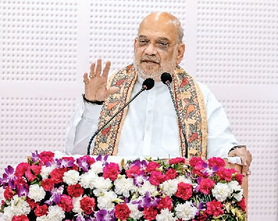 उत्तर प्रदेश भयमुक्त होकर निवेश का केंद्र, देश के विकास का इंजन बना: अमित शाह