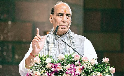 प्रधानमंत्री मोदी के खिलाफ खरगे की टिप्पणी अस्वीकार्य, कांग्रेस के वैचारिक पतन को दर्शाती है: राजनाथ
